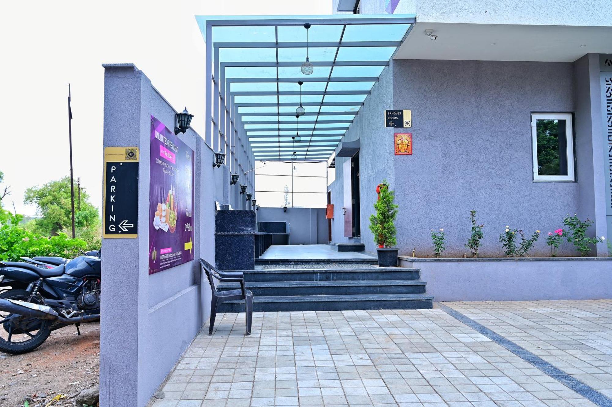 The One Hotel ナーシク エクステリア 写真