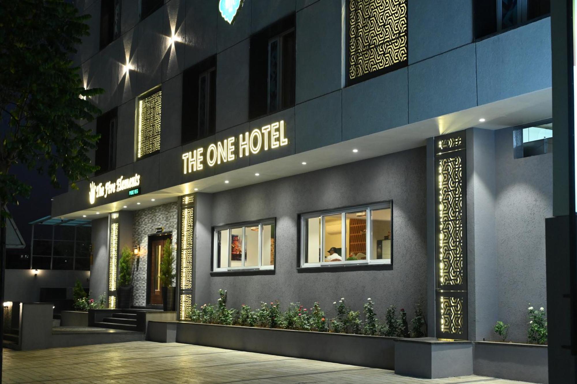 The One Hotel ナーシク エクステリア 写真
